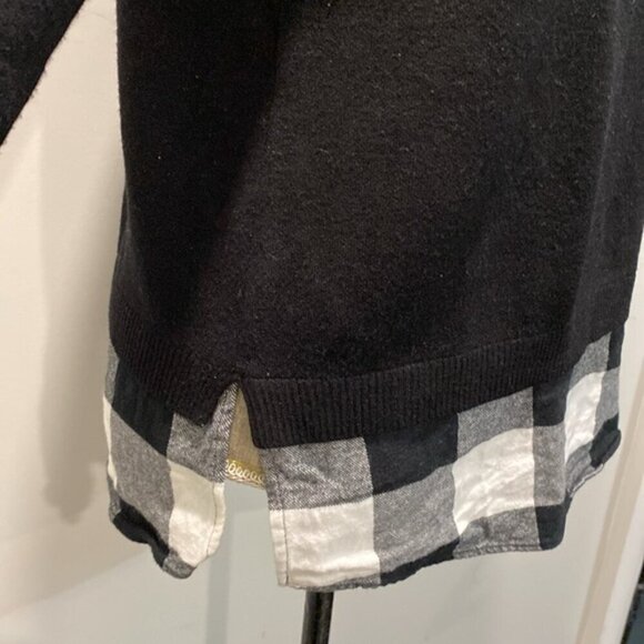 Adrienne Vittadini Black & White Sweater Size Medium - Picture 9 of 15